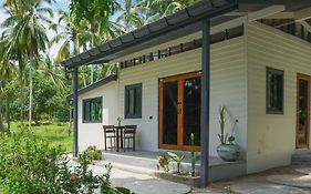 Behind The Temple Island Eco-Home 15Min Walk To Hin Kong Beach